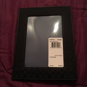 NWT - Coach picture frame - black/grey